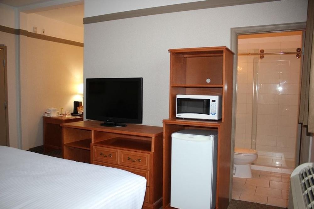 Ramada By Wyndham Edmonton South Hotel Luaran gambar