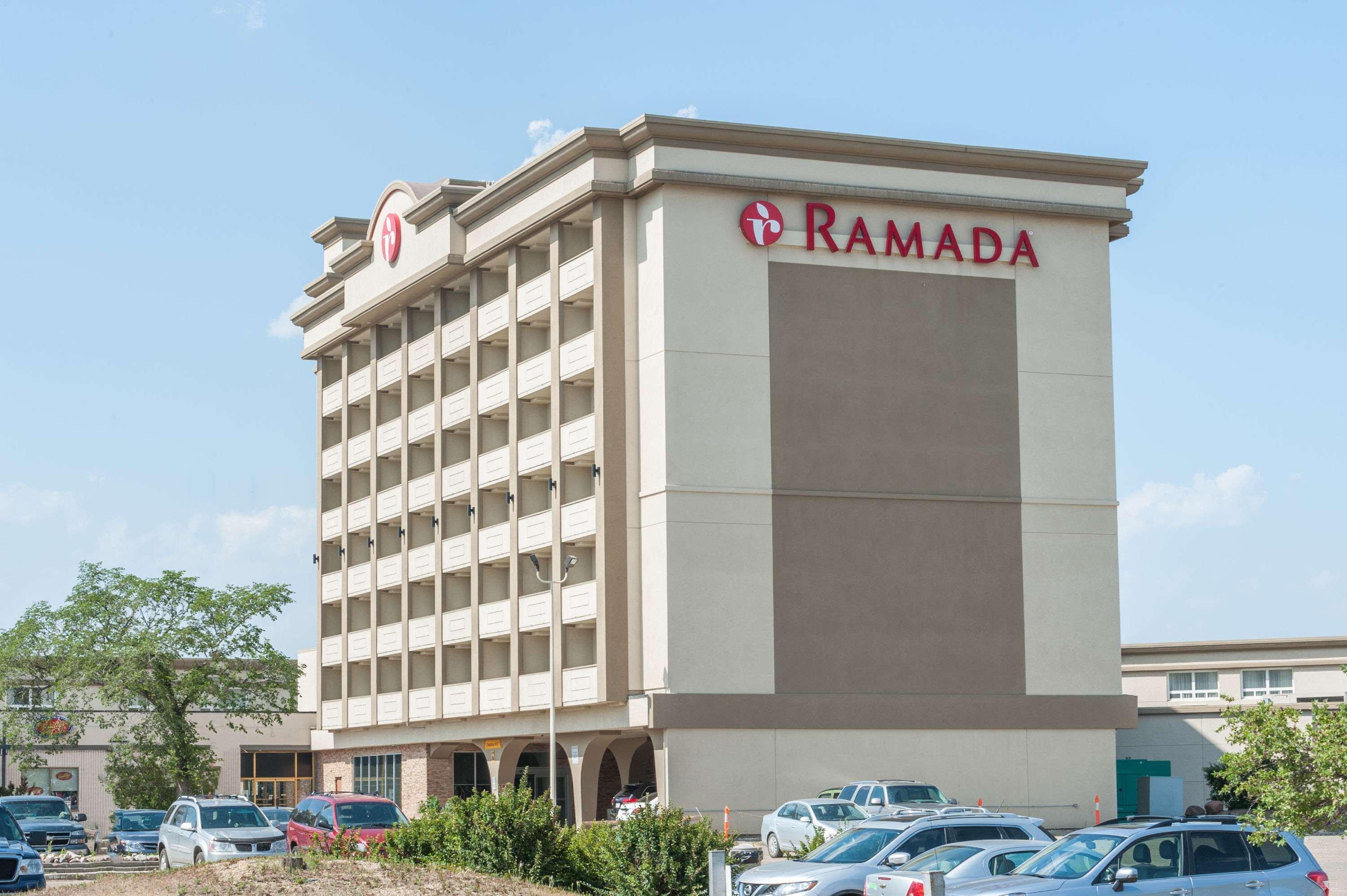 Ramada By Wyndham Edmonton South Hotel Luaran gambar
