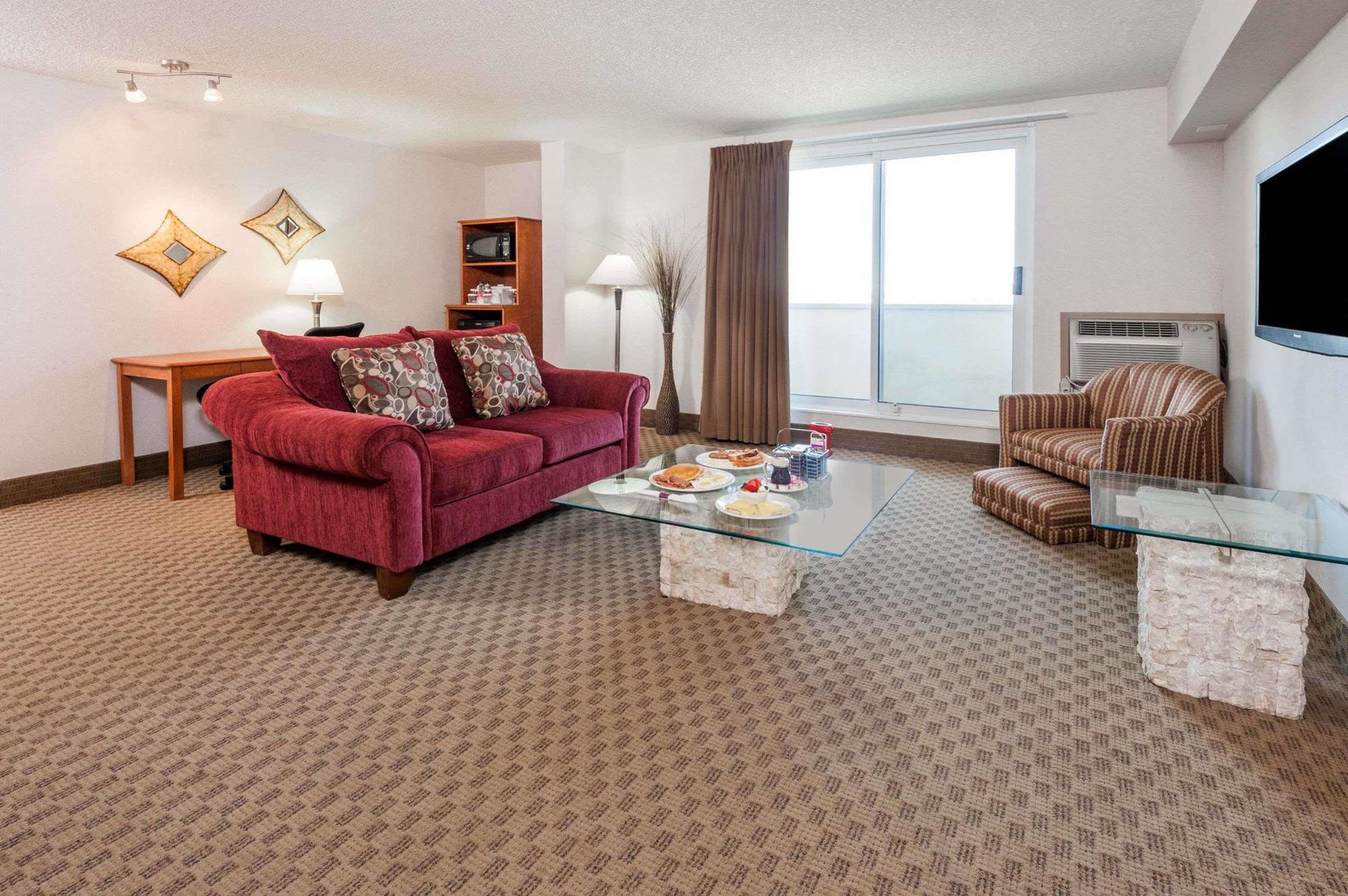 Ramada By Wyndham Edmonton South Hotel Luaran gambar